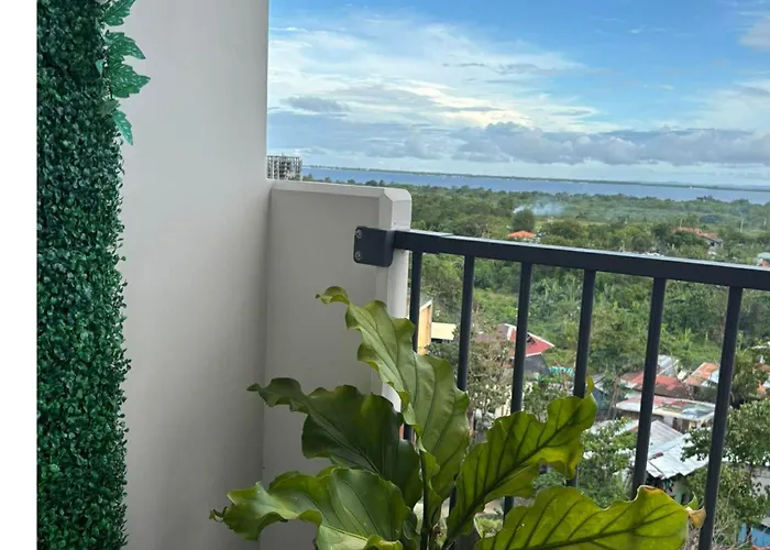 Cozy With Balcony And Pool Near Airport And Beaches Suba Basbas
